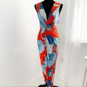 NWT Sabora Sleeveless Floral Wrap Dress